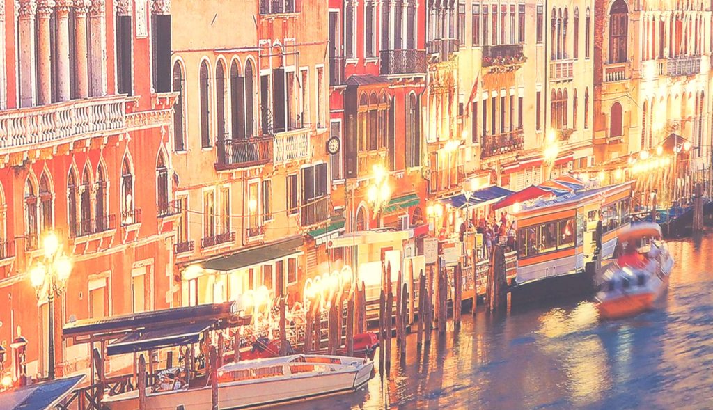 It's almost like being in Venice - the wall mural at Ice Cafe Venezia.